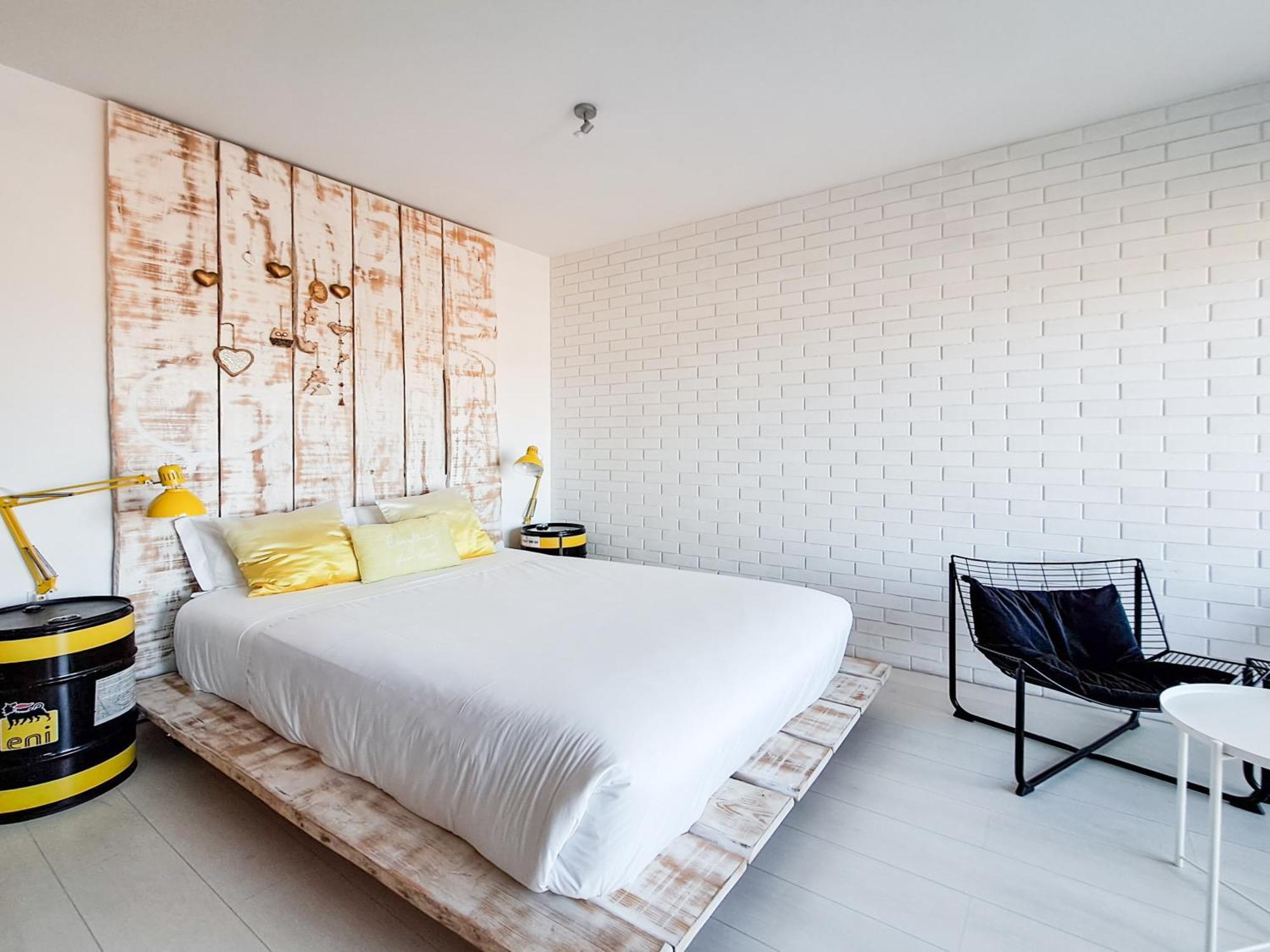 Cm Antas Studios Porto Room photo